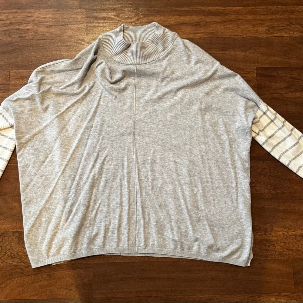 Jones New York Gray Sweater with White and Gray Striped Sleeves